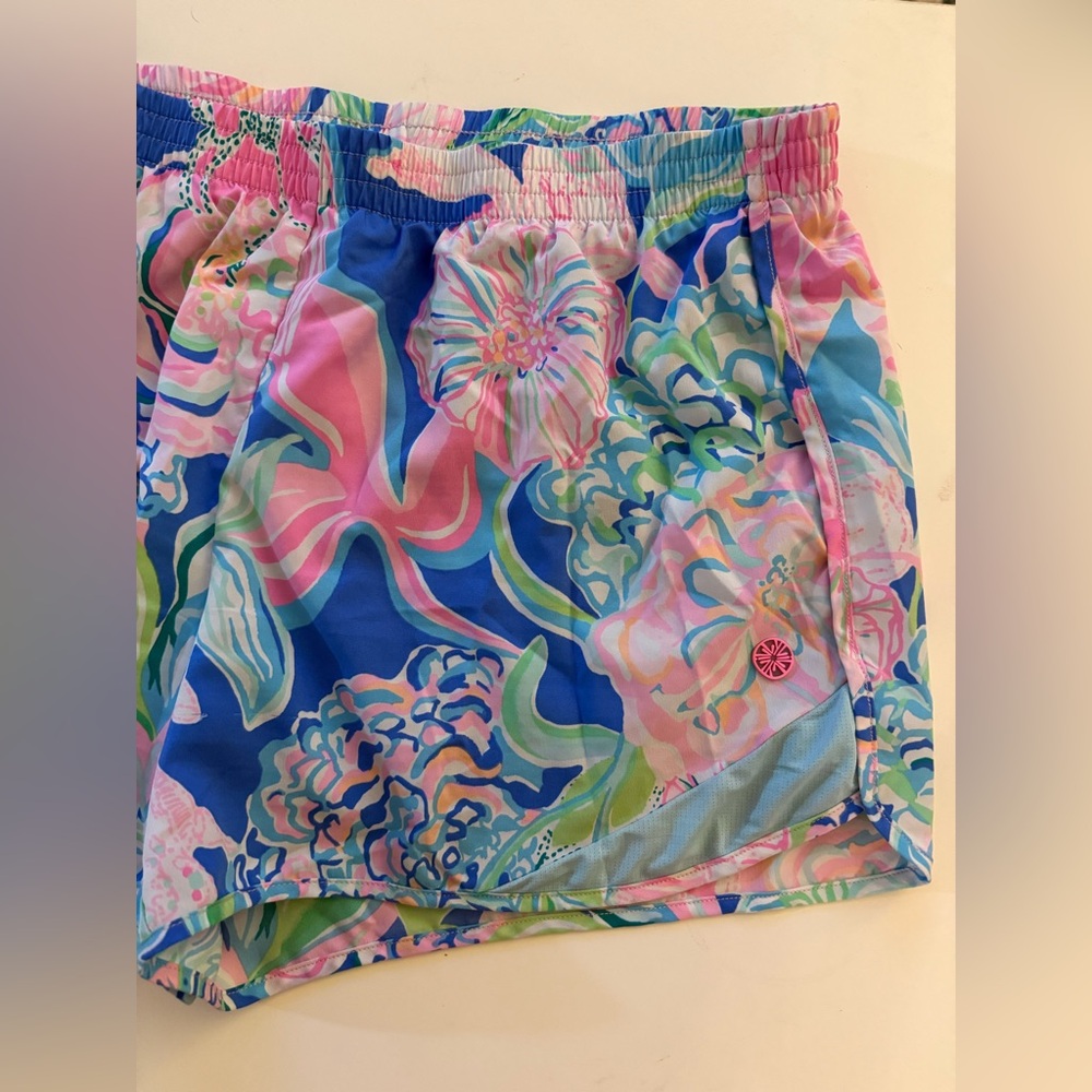 GUC Lilly Pulitzer Luxletic Shorts - Picture 3 of 9